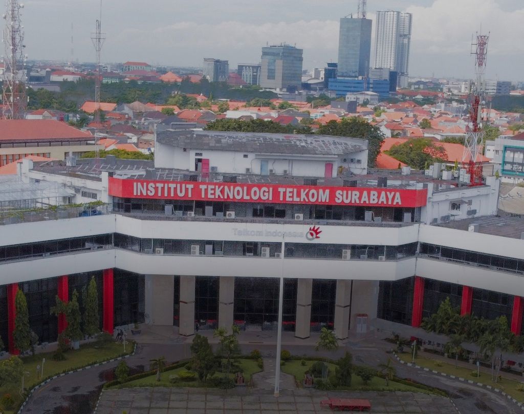 Institut Teknologi Telkom Surabaya 
